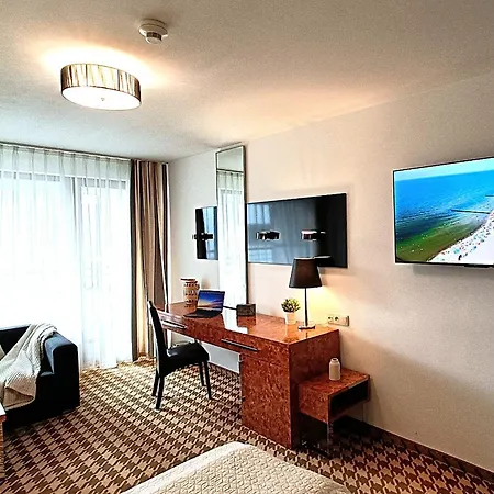 Lägenhet 122 W Pieciogwiazdkowym Royal Tulip 200m Plaza Dobruk Romek Prywatny Kołobrzeg